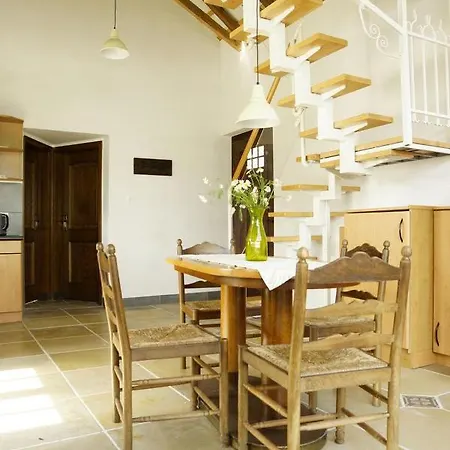 Alte Backhaus Auf Dem Bio-bauernhof * קבלאאר