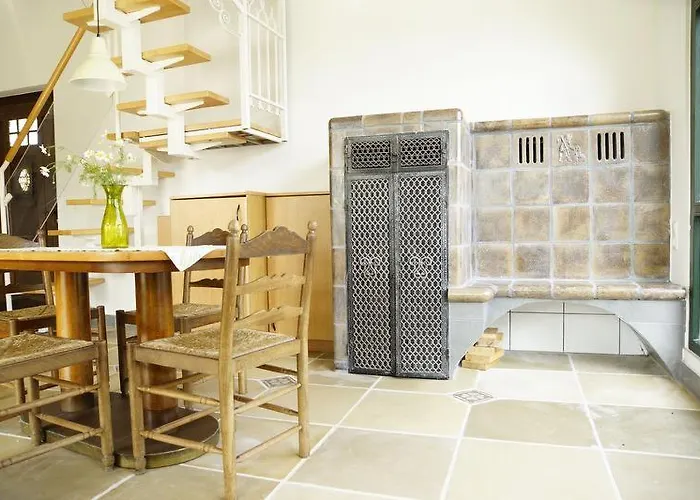 Alte Backhaus Auf Dem Bio-bauernhof *