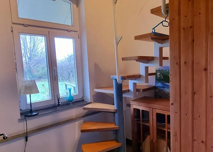 Alte Backhaus Auf Dem Bio-bauernhof كيفالير