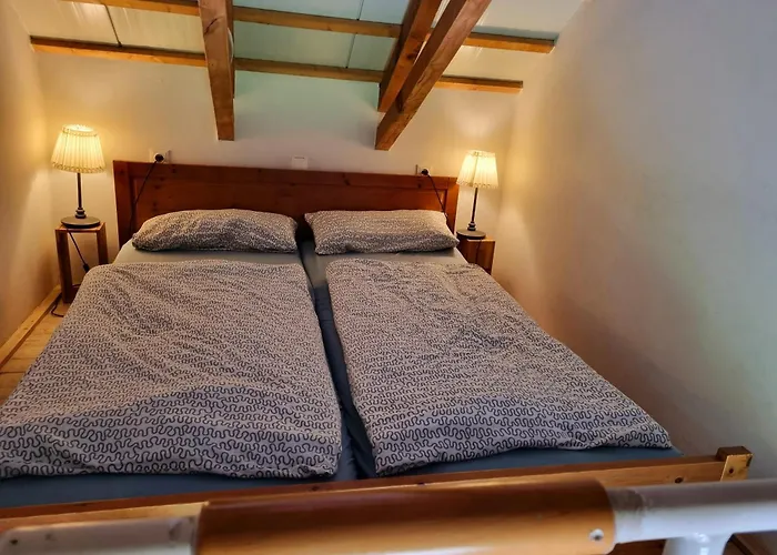 بيت للعطل Alte Backhaus Auf Dem Bio-bauernhof *